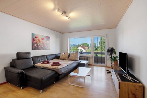 Ferienwohnung 'Lieblingsplatz' mit Bergblick und Balkon