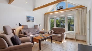 Fernseher, Stereoanlage