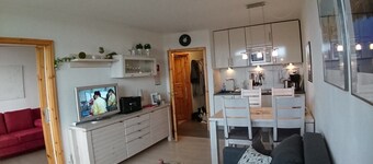 Apartment 'Traumblick' with Mountain View, Balcony and Wi-Fi