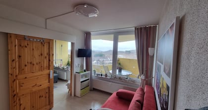 Ferienwohnung 'Traumblick' mit Bergblick, Balkon und Wi-Fi