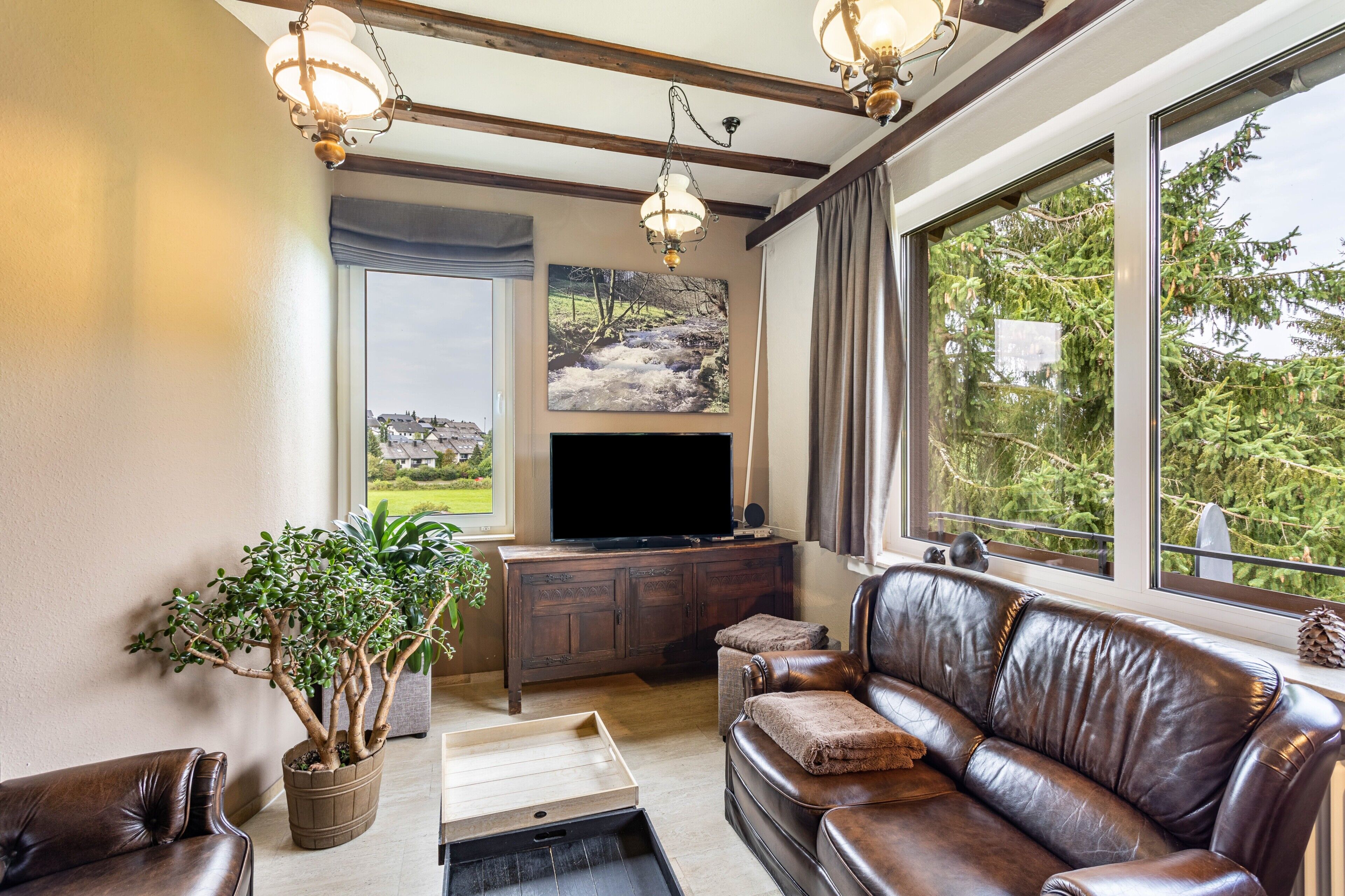 Fernseher, DVD-Player, Stereoanlage