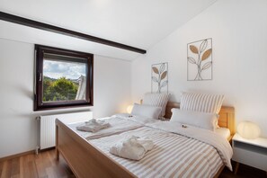 2 Schlafzimmer, Bügeleisen/Bügelbrett, kostenloses WLAN, Bettwäsche