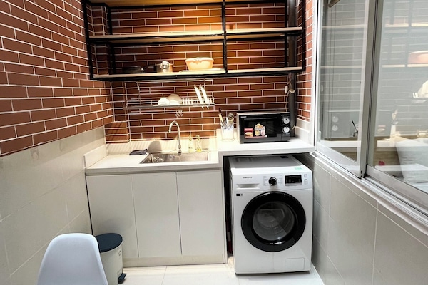 Deluxe Apartment, Kitchenette | 1 bedroom, desk, laptop workspace, soundproofing