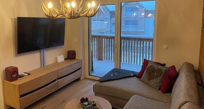 Apartment 'Tauplitzrausch Lodge' with Mountain View, Shared Garden and Wi-Fi