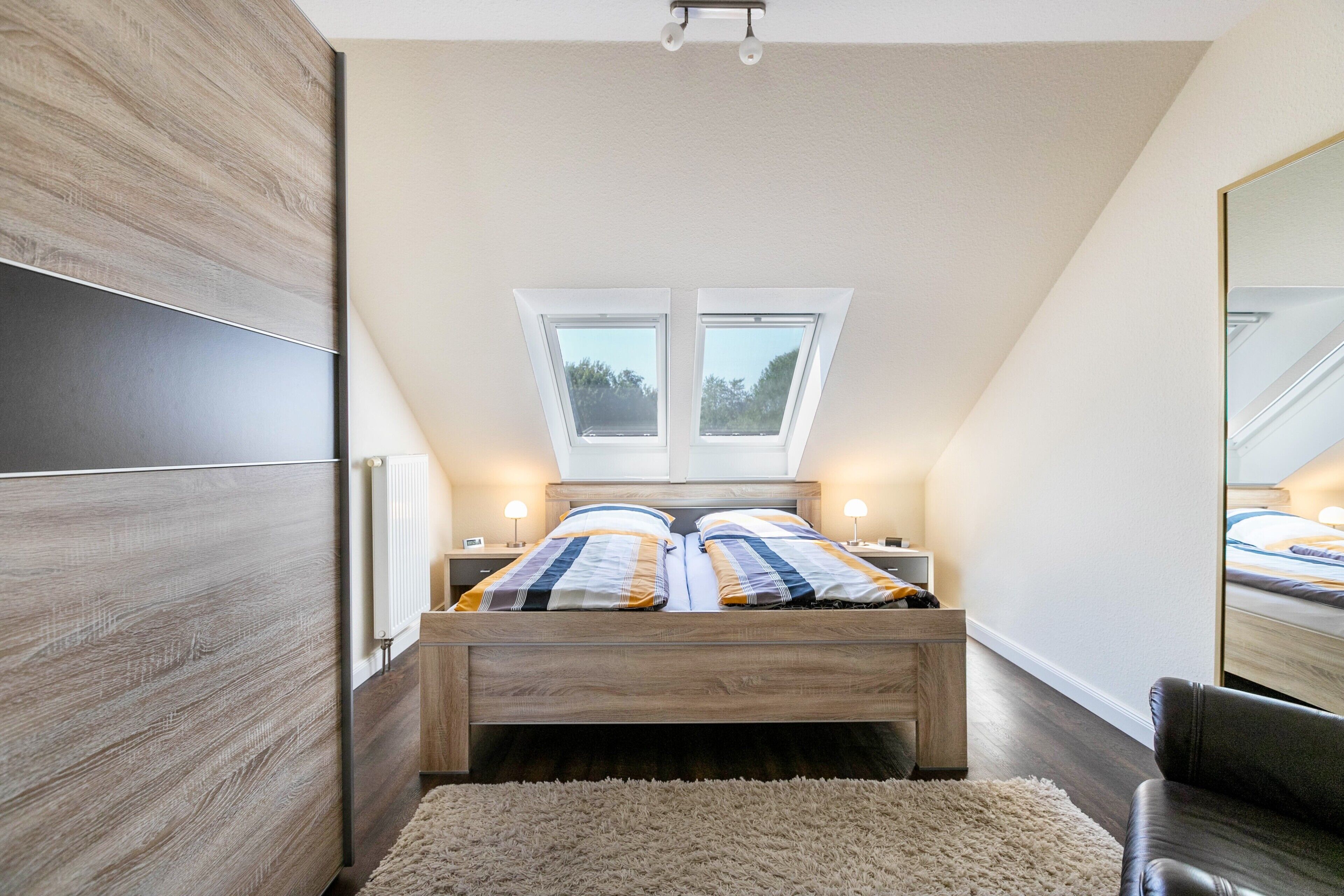 2 bedrooms, iron/ironing board, free WiFi, bed sheets