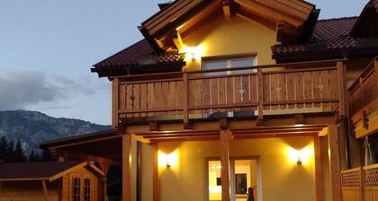 Holiday Home 'Ferienhaus Seltschach 193' with Mountain View, Private Terrace and Wi-Fi