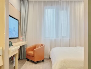 Standard Double Room | Bathroom