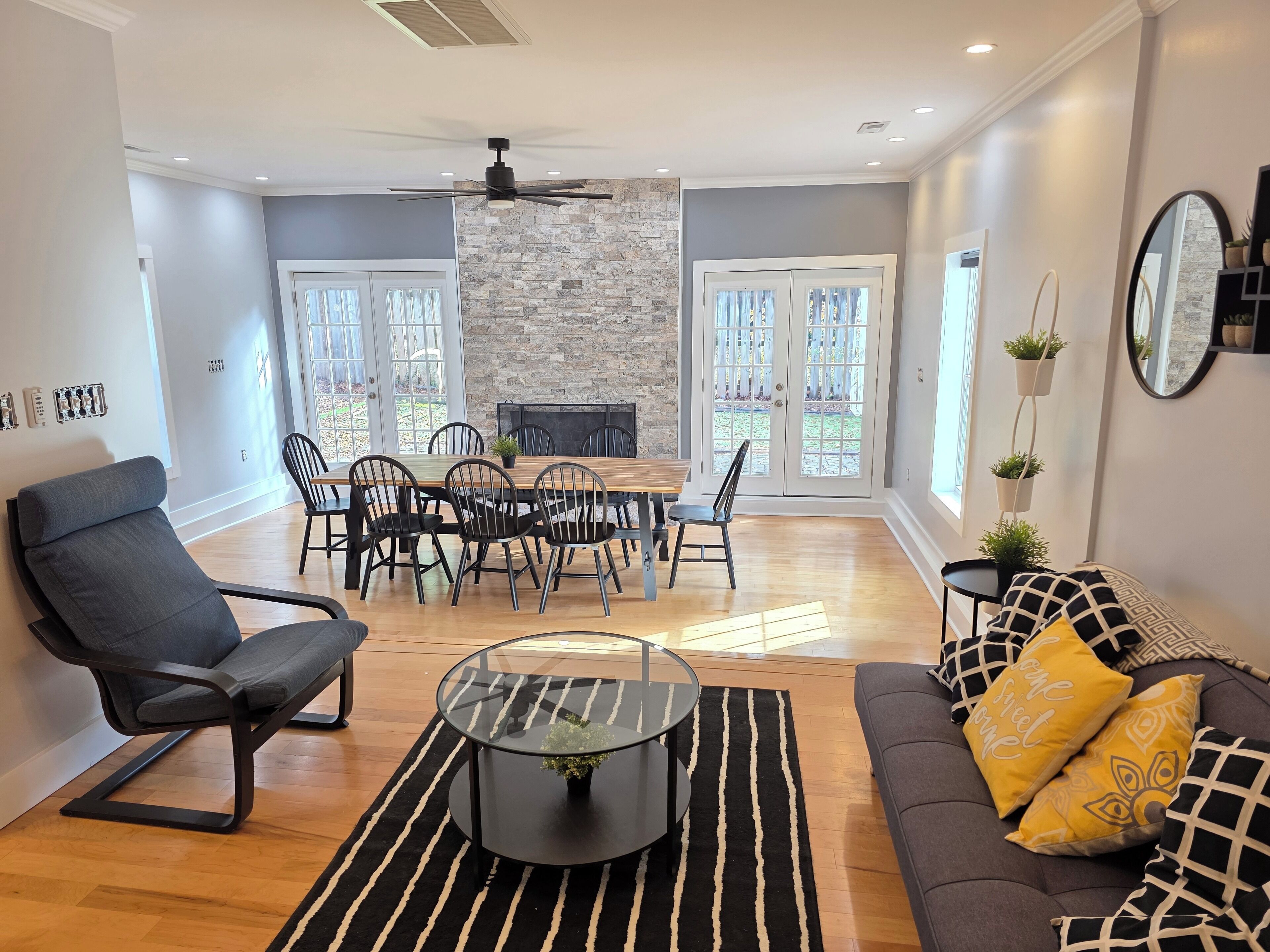 Smart TV, fireplace, books