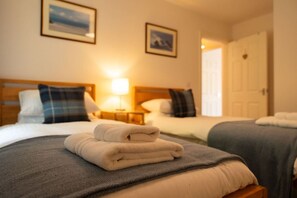 1 室のベッドルーム、アイロン / アイロン台、WiFi、ベッドシーツ