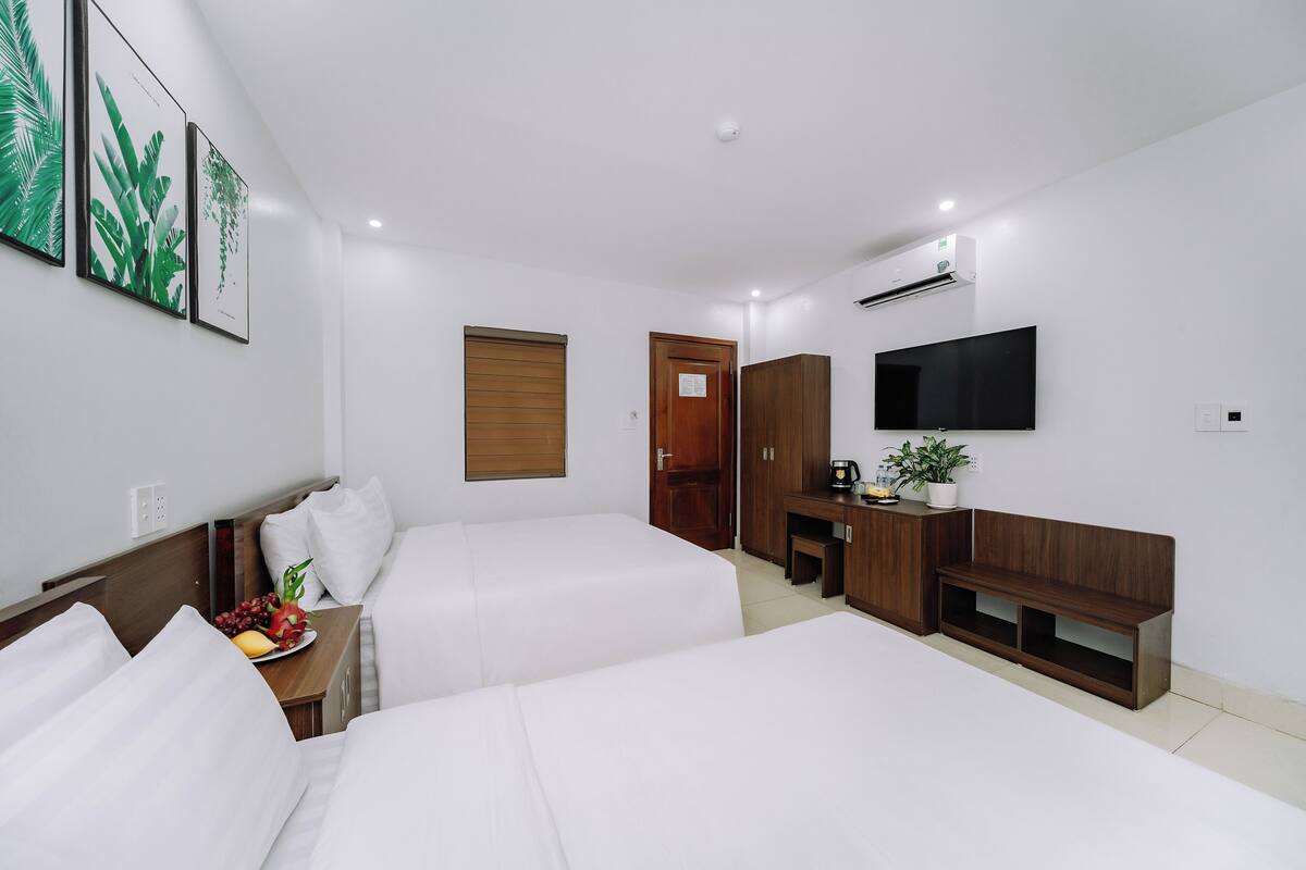 Family Double or Twin Room, Mountain View | Premium bedding, pillow-top beds, free minibar items, desk