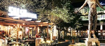 Menlyn Maine Luxury Rentals