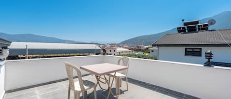 Apartment, Garden View | Teres/patio