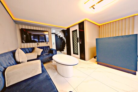 The Saint Hotel - Image 1