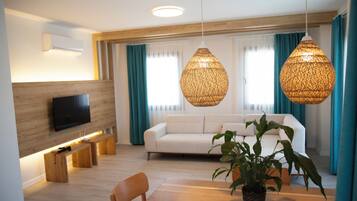 2 bedrooms, desk, soundproofing, free WiFi