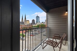 Deluxe Apartment | Terrace/patio