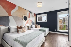 4 chambres, fer et planche à repasser, Wi-Fi gratuit, draps fournis