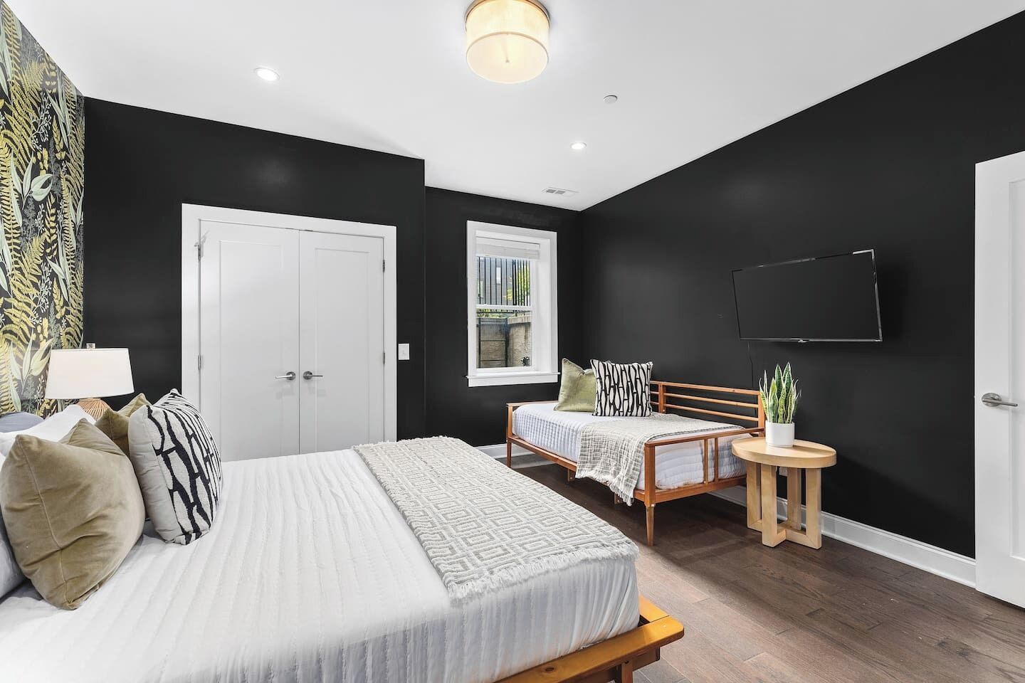 4 Schlafzimmer, Bügeleisen/Bügelbrett, kostenloses WLAN, Bettwäsche