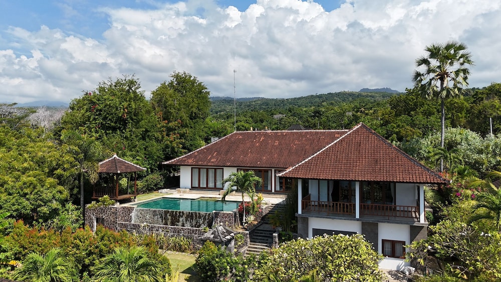 Villa Ponjok Batu Residence, Bali image