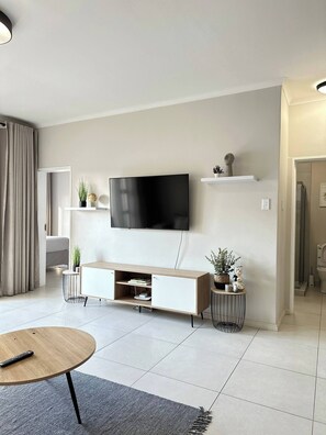 Apartment, 1 Schlafzimmer, Balkon, Stadtblick | Zimmerausstattung