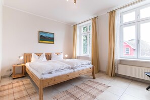 1 bedroom, free WiFi - Kristina vacation apartment in the Baltic seaside resort of Wustrow (Ostseebad Wustrow)