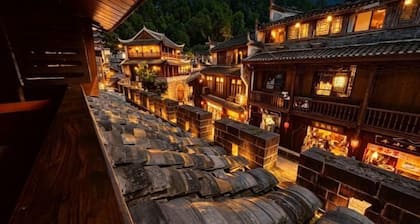 FengjiangdiaojiaolouInn (Fenghuang Ancient Town Hongqiao)