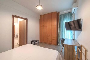 2 chambres, fer et planche à repasser, Wi-Fi, literie fournie