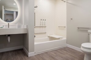 Towels, soap, shampoo, toilet paper - TownePlace Suites by Marriott Eugene (Eugene)
