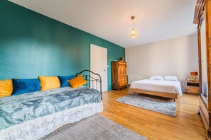 2 chambres, Wi-Fi gratuit, draps fournis