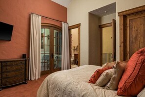 6 عدّة غرف نوم ومكتب ومكواة/لوح كي وواي فاي