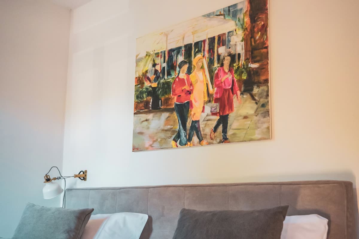 Deluxe Double Room, Private Bathroom, City View (DZ groß) | 1 bedroom, hypo-allergenic bedding, desk, free WiFi