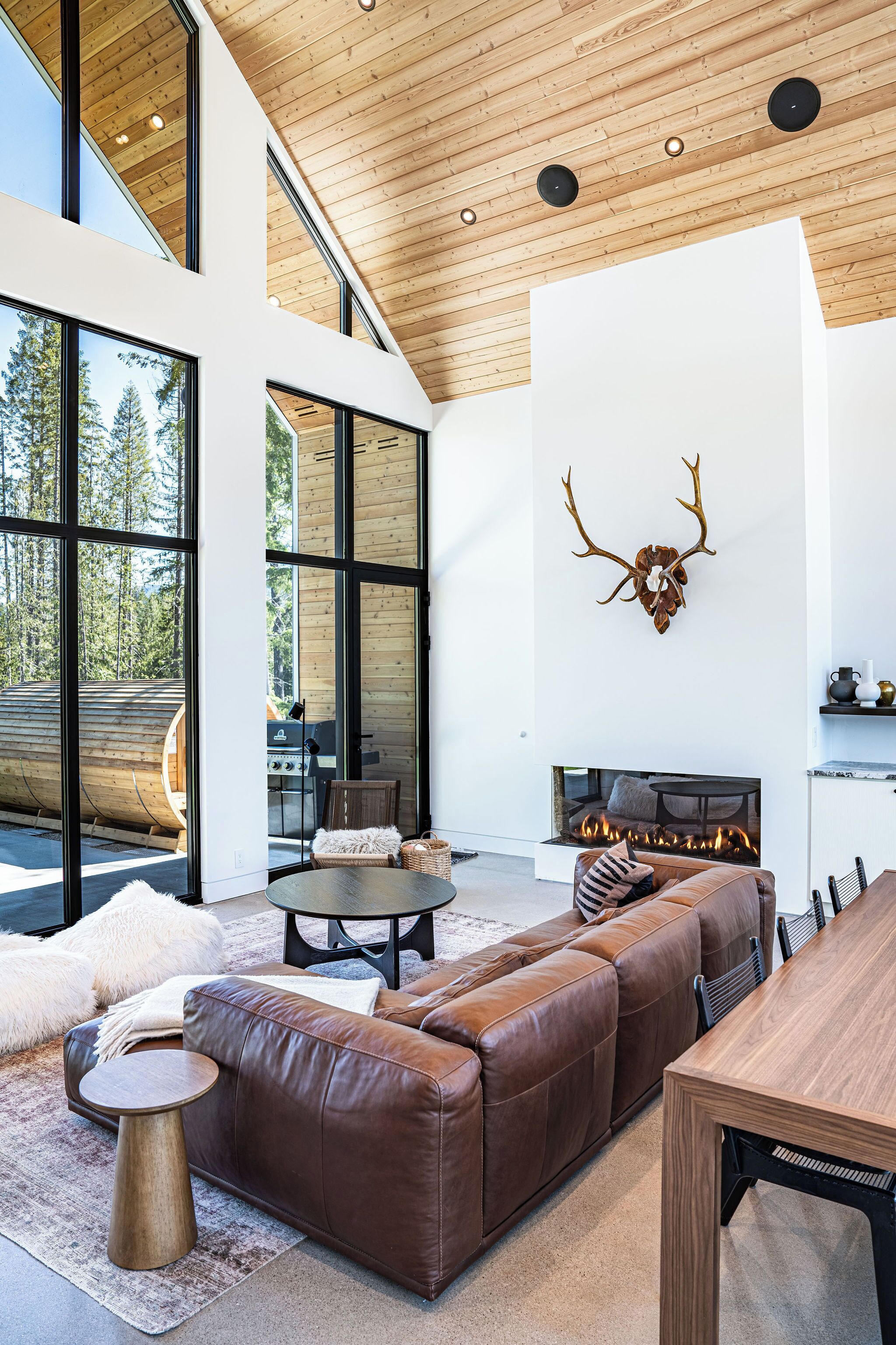 Smart TV, fireplace, foosball