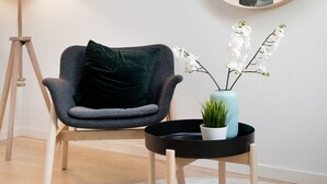 Leilighet – classic | Oppholdsområde | Flatskjerm-TV