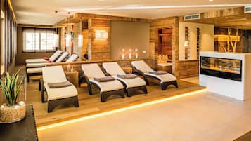 Sauna, tina de hidromasaje, baño de vapor y masajes