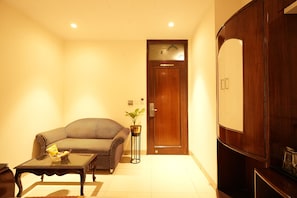 Superior Studio, Bay View