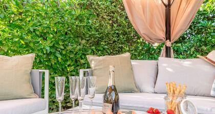 Stunning private villa for 15 guests with hot tub, private pool, WIFI, TV and patio