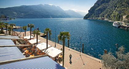 Life & View Luxury Apartments