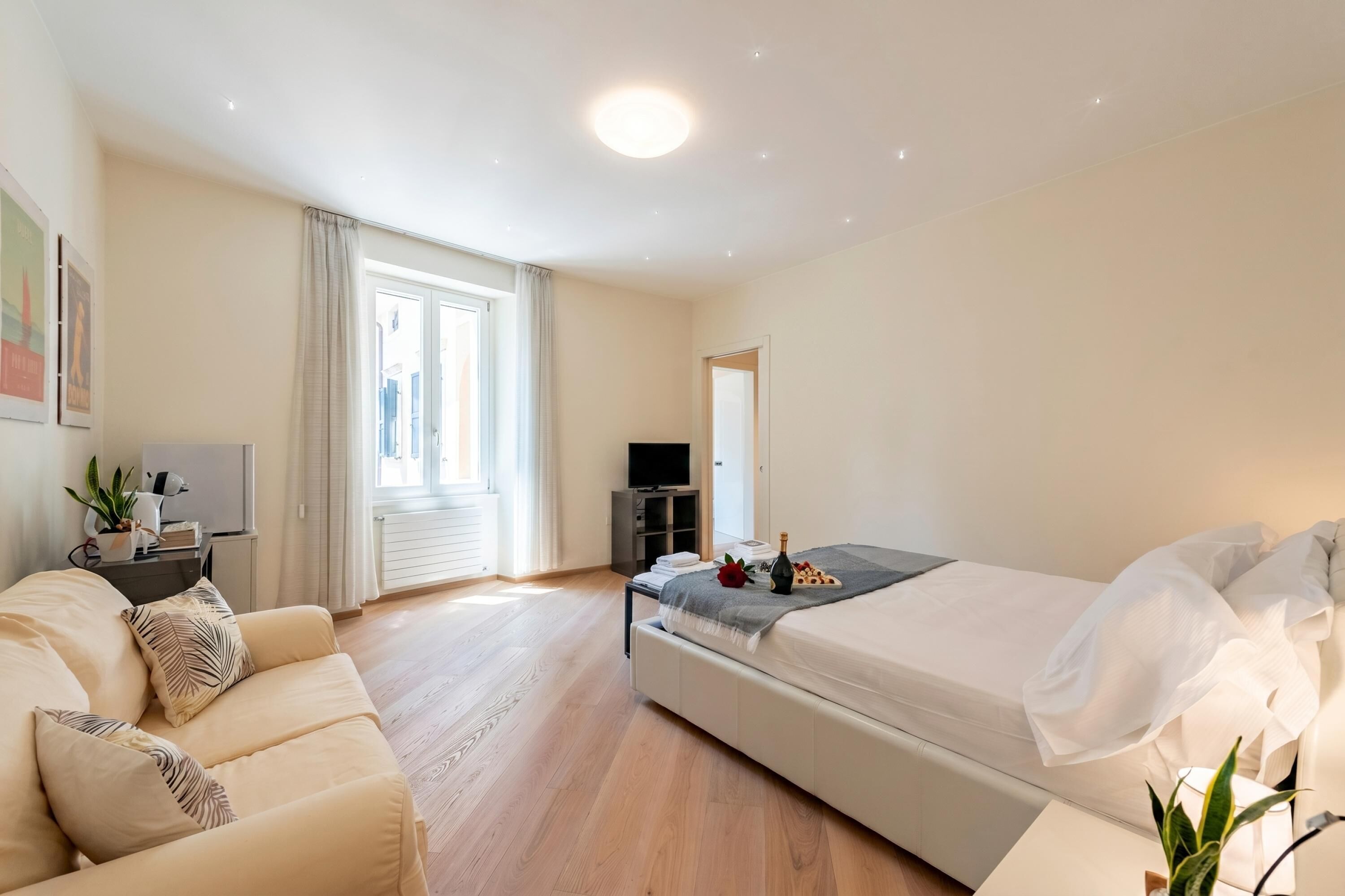 Familienapartment, 2 Schlafzimmer, Kühlschrank und Mikrowelle (Life & View Luxury Apartment 5) | 2 Schlafzimmer, WLAN