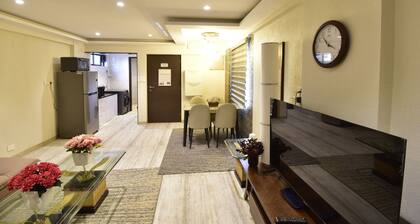 Cozy 1-bedroom apartment in amazing Mumbai with AC, WiFi