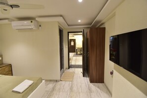 1 Schlafzimmer, Schreibtisch, Bügeleisen/Bügelbrett, WLAN