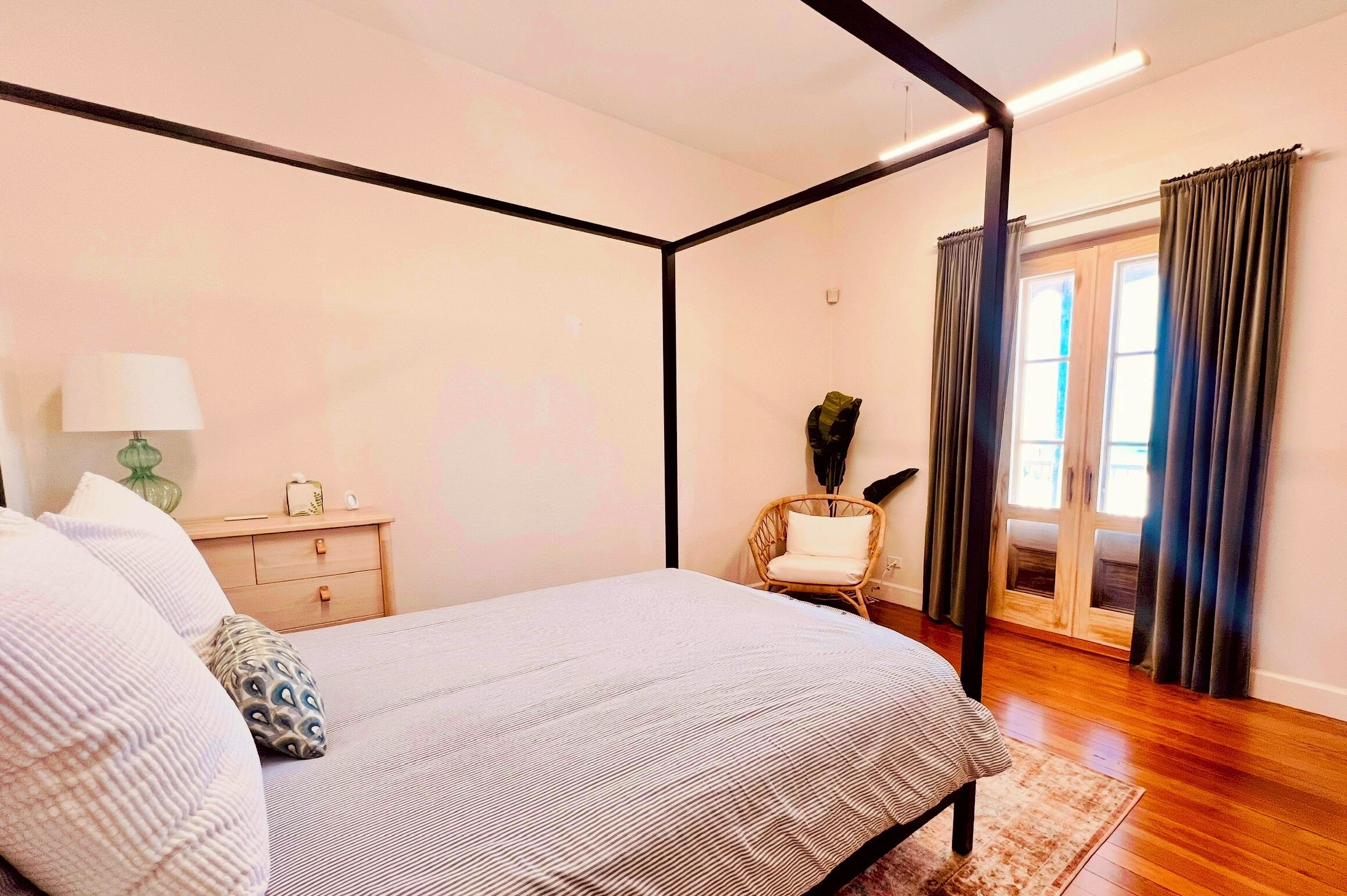 5 間睡房、書桌、熨斗/熨衫板、免費 Wi-Fi