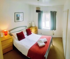 Business Apartment, Non Smoking, Kitchenette | 2 bedrooms, laptop workspace, iron/ironing board, free WiFi