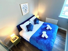 Apartamento de lujo | 2 dormitorios, sábanas de algodón egipcio, ropa de cama de alta calidad