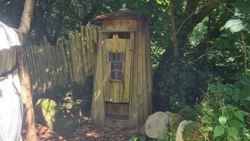 Enceinte de lâhĂ©bergement