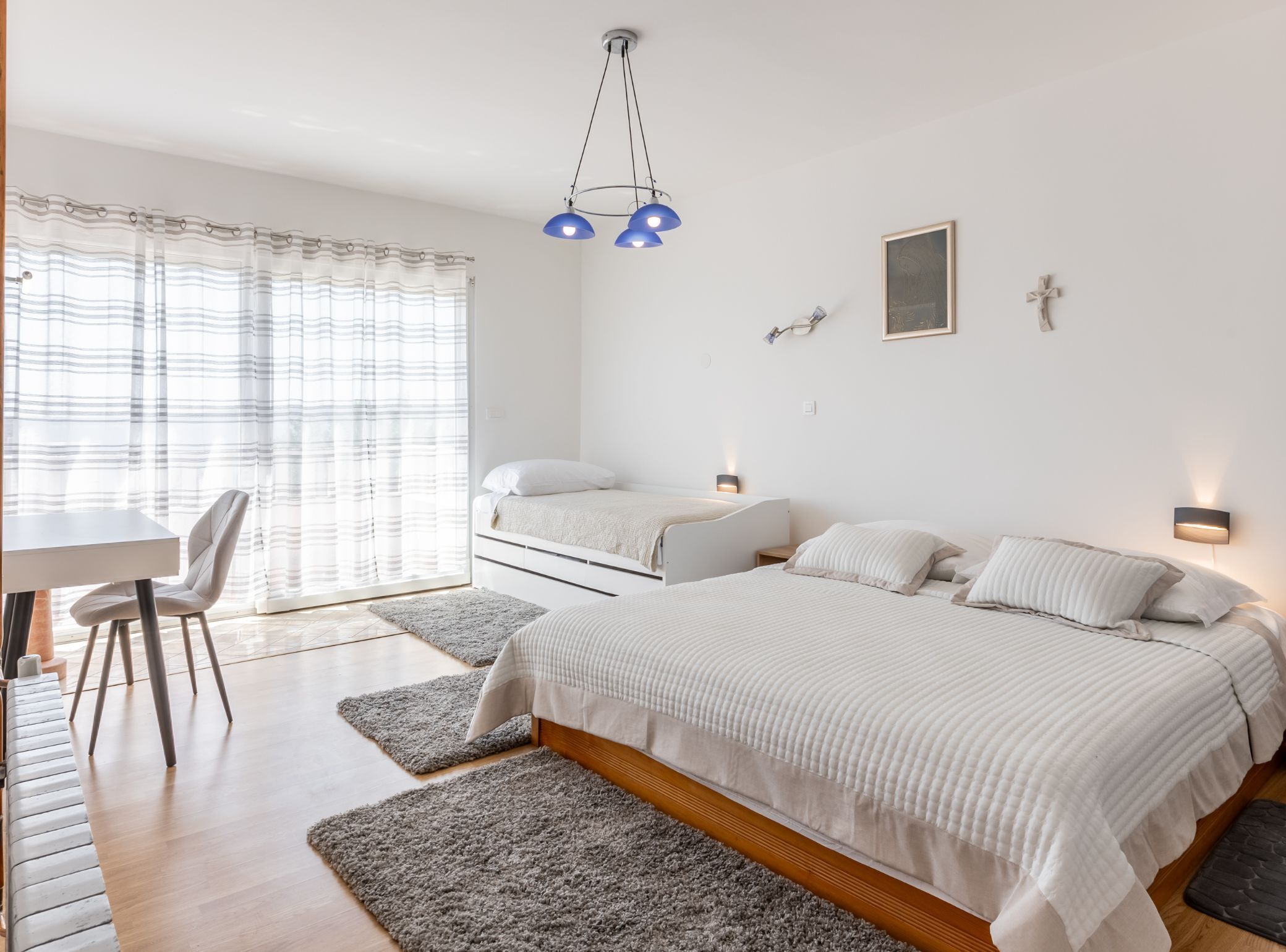 Apartment (Two Bedroom Apartment with Balcony) | 2 bedrooms, cribs/infant beds, free WiFi