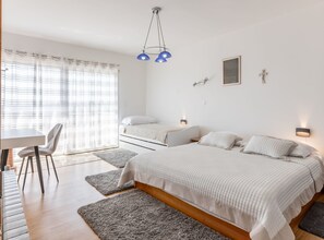 Apartment (Two Bedroom Apartment with Balcony) - Apartment Merita (Kastela)