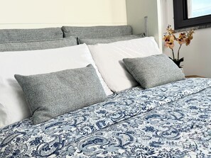 Luxury Studio, Pool View | Soundproofing, free WiFi, bed sheets - Aurora View Resort (Mascali)