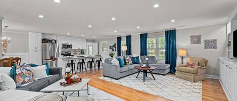 Smart TV, DVD player