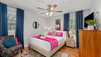 3 slaapkamers, een bureau, een strijkplank/strijkijzer, gratis wifi