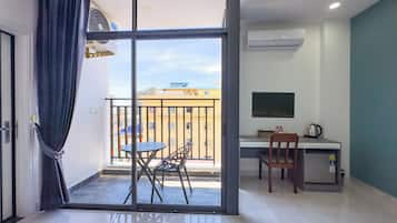 Condo urbano, 1 cama King, sacada, vista para a cidade | Vista para a cidade