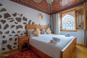 Comfort Double Room (6) | Minibar, individually decorated, free WiFi, bed sheets